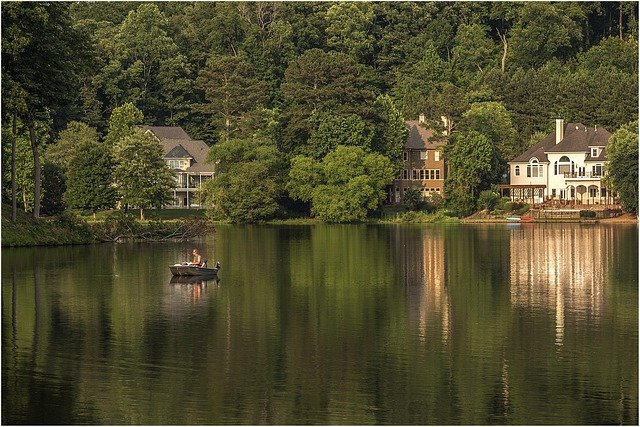 Atlanta Lake Water