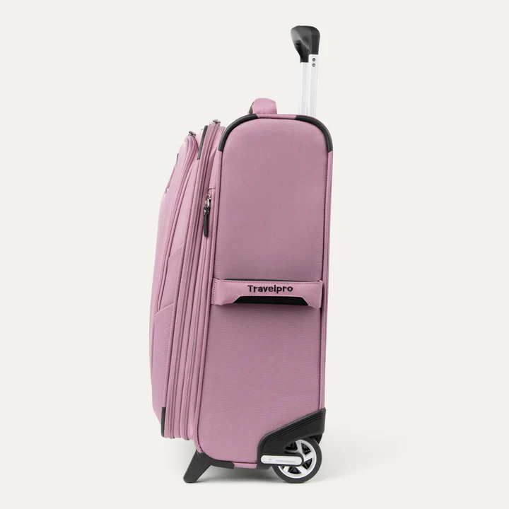 Travelpro Maxlite 5 International Carry-On Rollaboard